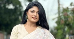 মা হচ্ছেন মৌসুমী হামিদ, দিলেন দ্বিতীয় বিয়ের খবরও