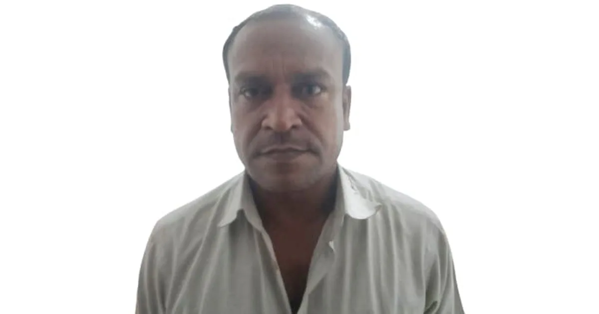 দৈনিক পূর্বকোণ - চট্টগ্রামের দৈনিক বোয়ালখালীতে চোলাই মদসহ ‘বিক্রেতা’ গ্রেপ্তার