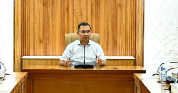 দৈনিক পূর্বকোণ - চট্টগ্রামের দৈনিক ফিটনেসবিহীন মেয়াদোত্তীর্ণ যান দ্রুত সরানোর নির্দেশ প্রধানমন্ত্রীর