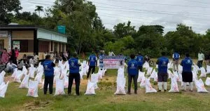 দক্ষিণ চট্টগ্রামে বন্যার্তদের পাশে আবাম ফাউন্ডেশন