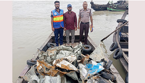 দৈনিক পূর্বকোণ - চট্টগ্রামের দৈনিক কর্ণফুলীতে স্ক্র্যাপসহ চোর চক্রের সদস্য আটক