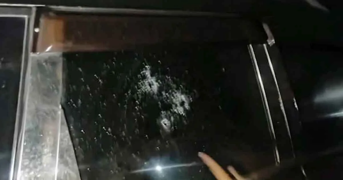 দৈনিক পূর্বকোণ - চট্টগ্রামের দৈনিক চট্টগ্রামে ইটভাটা মালিকের গাড়ি লক্ষ্য করে গুলি