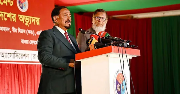 দৈনিক পূর্বকোণ - চট্টগ্রামের দৈনিক ইস্ট বেঙ্গল রেজিমেন্ট ‘প্রতিরোধ না করলে’ দেশ পাকিস্তান থাকত : স্পিকার