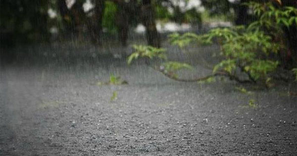 দৈনিক পূর্বকোণ - চট্টগ্রামের দৈনিক রাতের মধ্যেই ১৭ জেলায় ঝড়ের আশঙ্কা, নদীবন্দরে সতর্ক সংকেত