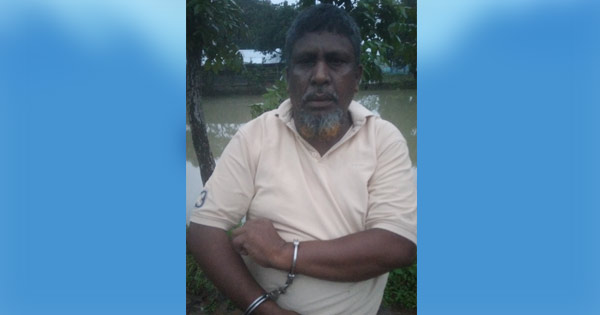 দৈনিক পূর্বকোণ - চট্টগ্রামের দৈনিক মেয়ের সামনে ভাইকে কুপিয়ে হত্যা: প্রধান আসামি বড় ভাই গ্রেপ্তার