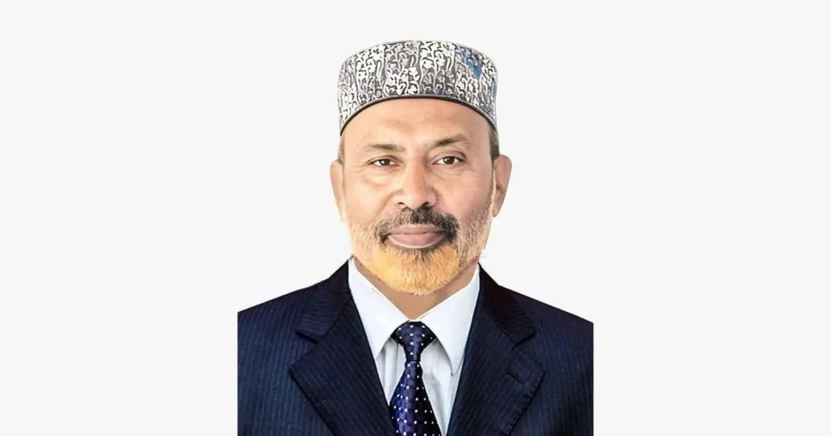 দৈনিক পূর্বকোণ - চট্টগ্রামের দৈনিক বাড়ির সামনে বিএনপি নেতাকে কুপিয়ে হত্যা
