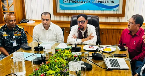 দৈনিক পূর্বকোণ - চট্টগ্রামের দৈনিক ক্ষতিগ্রস্ত সড়ক দ্রুত সংস্কার করা হবে: চসিক মেয়র