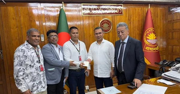 দৈনিক পূর্বকোণ - চট্টগ্রামের দৈনিক বন্যার্তদের পুনর্বাসনে চট্টগ্রাম কাস্টমস এজেন্টস এসোসিয়েশনের সহায়তা