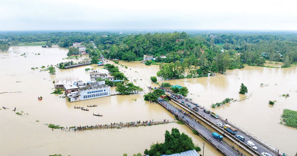 দৈনিক পূর্বকোণ - চট্টগ্রামের দৈনিক চট্টগ্রামে বন্যায় বিপর্যস্ত সাড়ে ৭ লাখ মানুষ