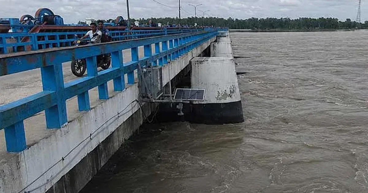 দৈনিক পূর্বকোণ - চট্টগ্রামের দৈনিক তিস্তার পানি বৃদ্ধি, খুলে দেওয়া হয়েছে ৪৪ জলকপাট