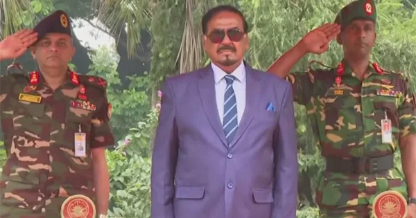 বঙ্গভবনে শেষ অফিস করে বিদায় নিলেন ভারপ্রাপ্ত রাষ্ট্রপতি