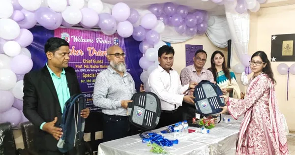 দৈনিক পূর্বকোণ - চট্টগ্রামের দৈনিক আইজিএমআইএস কলেজে আন্ডারগ্রাজুয়েট শিক্ষার্থীদের নবীনবরণ অনুষ্ঠিত