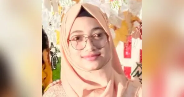 দৈনিক পূর্বকোণ - চট্টগ্রামের দৈনিক বাথরুম থেকে গৃহবধূর ঝুলন্ত মরদেহ উদ্ধার,পরিবারের দাবি হত্যা
