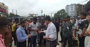 কক্সবাজারে ‘ট্যুরিস্ট জিপ সিন্ডিকেটের বিরুদ্ধে’ অভিযান, জরিমানা-গাড়ি জব্দ