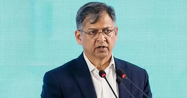 দৈনিক পূর্বকোণ - চট্টগ্রামের দৈনিক সংশোধন হবে সংবিধানের ৭০ অনুচ্ছেদ: স্বরাষ্ট্রমন্ত্রী