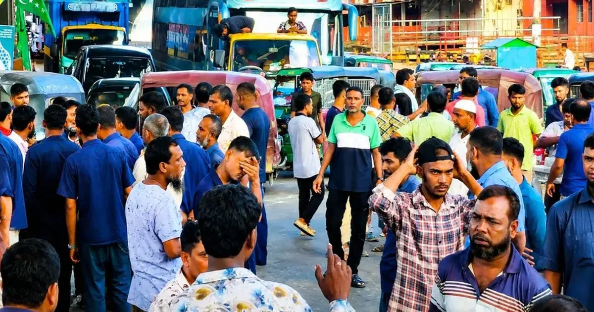 দৈনিক পূর্বকোণ - চট্টগ্রামের দৈনিক চট্টগ্রামে গ্যাস না পেয়ে সড়ক অবরোধ করলো অটোরিকশা চালকরা