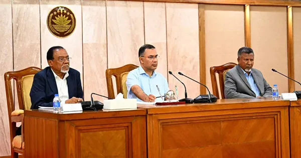দৈনিক পূর্বকোণ - চট্টগ্রামের দৈনিক দেশ ও মানুষের কল্যাণে কাজ করুন, ইউএনওদের প্রধানমন্ত্রী
