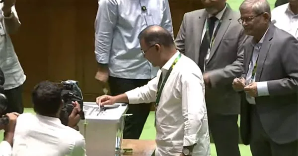 রাষ্ট্রপতি নির্বাচনে ভোট দিলেন প্রধানমন্ত্রী, স্পিকার ও বিরোধীদলীয় নেতা