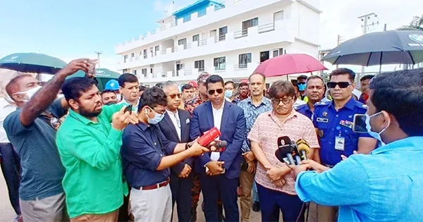 দৈনিক পূর্বকোণ - চট্টগ্রামের দৈনিক ভাটিয়ারীর শিপ ইয়ার্ডে অতিরিক্ত হাইড্রোজেন সালফাইডে ৯ শ্রমিকের মৃত্যু