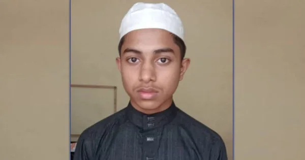 দৈনিক পূর্বকোণ - চট্টগ্রামের দৈনিক টেকনাফের সৈকতে গোসলে নেমে প্রাণ গেল মাদ্রাসা ছাত্রের