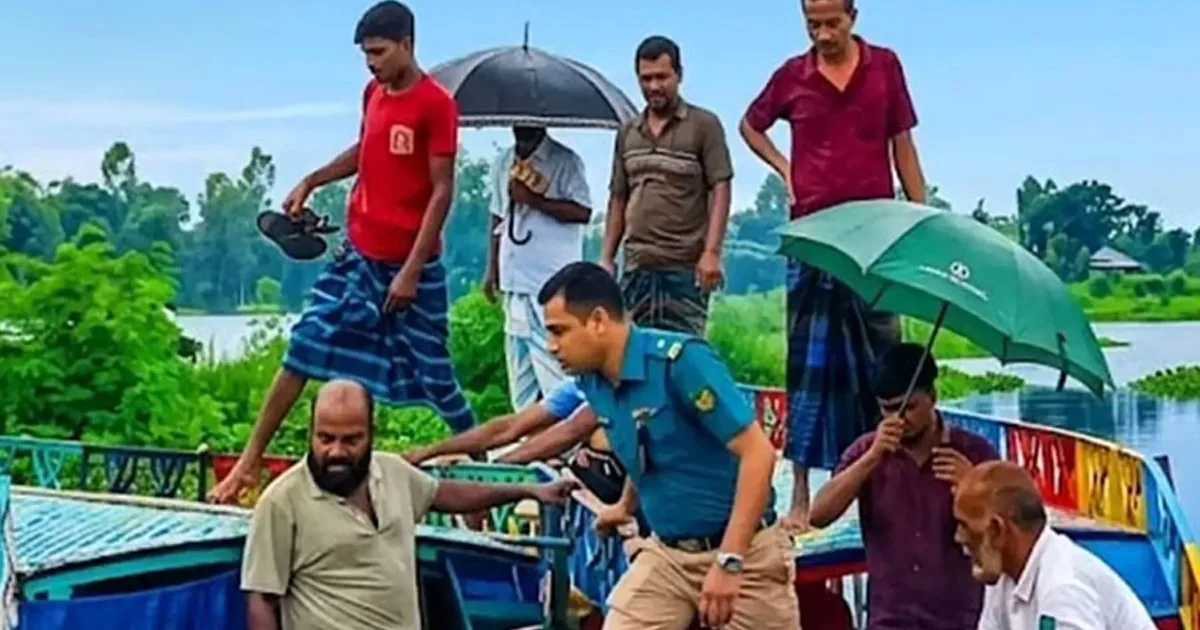 দৈনিক পূর্বকোণ - চট্টগ্রামের দৈনিক পুলিশ আতঙ্কে জুয়াড়ির নদীতে ঝাঁপ, একদিন পর লাশ উদ্ধার