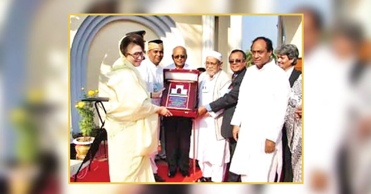 দৈনিক পূর্বকোণ - চট্টগ্রামের দৈনিক একজন দূরদর্শী মানুষের স্বপ্ন ও একটি বিশ্ববিদ্যালয়ের জন্ম