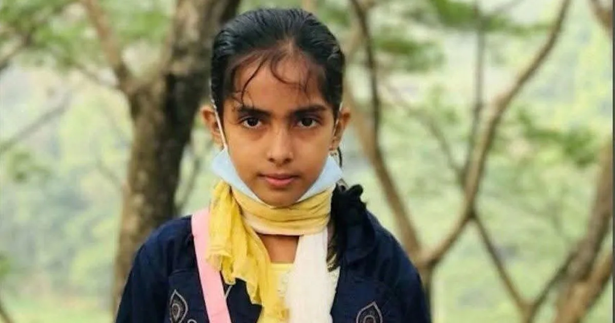 দৈনিক পূর্বকোণ - চট্টগ্রামের দৈনিক চকরিয়ায় ট্রাকের চাকায় পিষ্ট হয়ে প্রাণ হারাল মসজিদের ইমামের মেয়ে