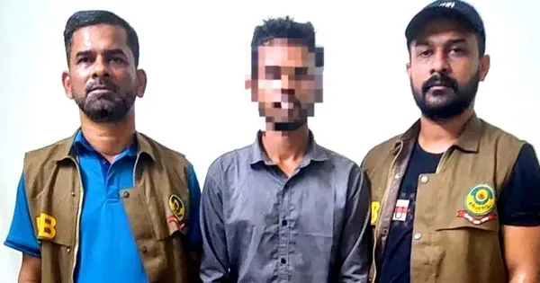 দৈনিক পূর্বকোণ - চট্টগ্রামের দৈনিক চট্টগ্রামে জাল টাকা ও নোট তৈরির সরঞ্জামসহ যুবক গ্রেপ্তার