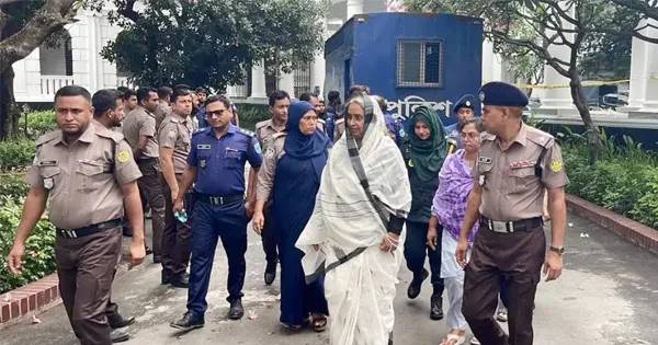 দৈনিক পূর্বকোণ - চট্টগ্রামের দৈনিক স্বামীর মৃত্যুতে বৃহস্পতিবার ১২ ঘণ্টার জন্য প্যারোলে মুক্তি পাচ্ছেন দীপু মনি
