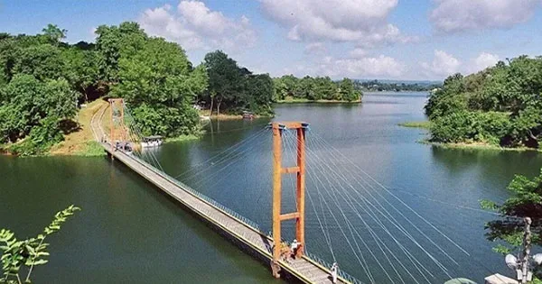 দৈনিক পূর্বকোণ - চট্টগ্রামের দৈনিক কাপ্তাই লেক দখলদারদের তালিকার নির্দেশ হাইকোর্টের