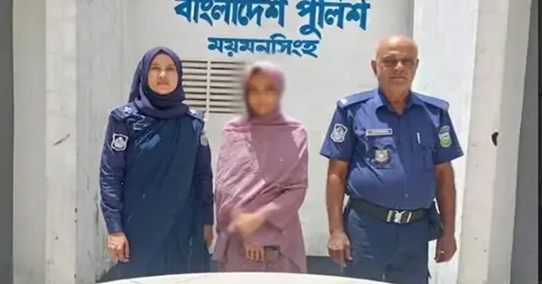 দৈনিক পূর্বকোণ - চট্টগ্রামের দৈনিক চেম্বারে ঢুকে চিকিৎসককে মারধরের ঘটনায় তরুণী গ্রেপ্তার