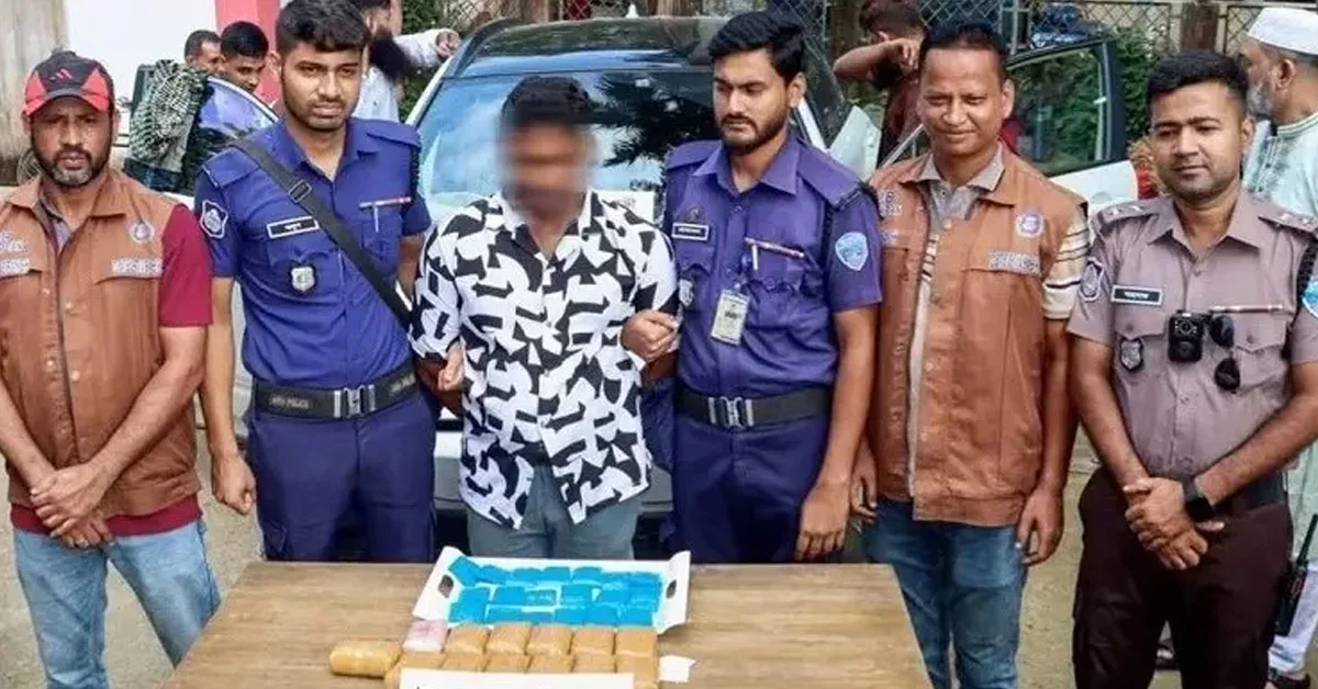 দৈনিক পূর্বকোণ - চট্টগ্রামের দৈনিক চট্টগ্রামে মাদকবিরোধী অভিযানে গ্রেপ্তার ৩০৫