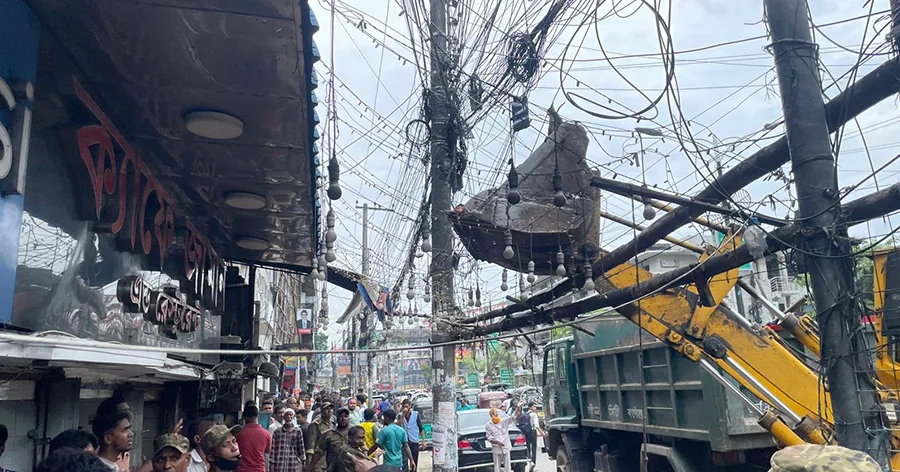 দৈনিক পূর্বকোণ - চট্টগ্রামের দৈনিক ‘আমাদের চট্টগ্রাম’ অ্যাপে ৪ অভিযোগ, চসিকের উচ্ছেদ অভিযান