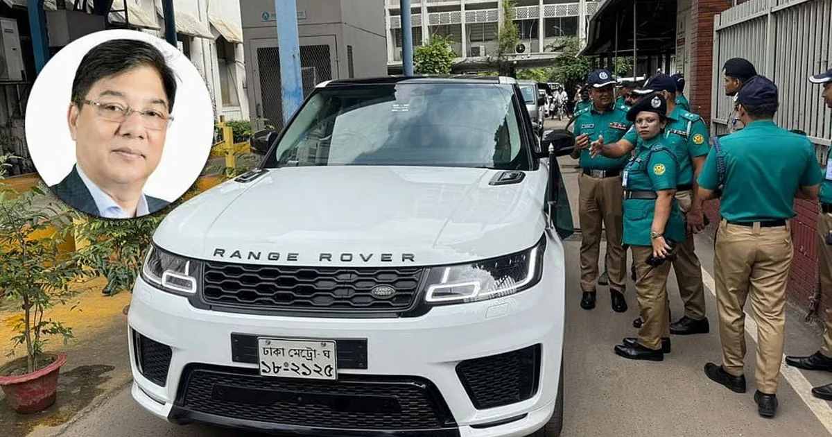 উল্টো পথে যাওয়ায় দেশে প্রথম মন্ত্রীর গাড়িকে মামলা দিল পুলিশ