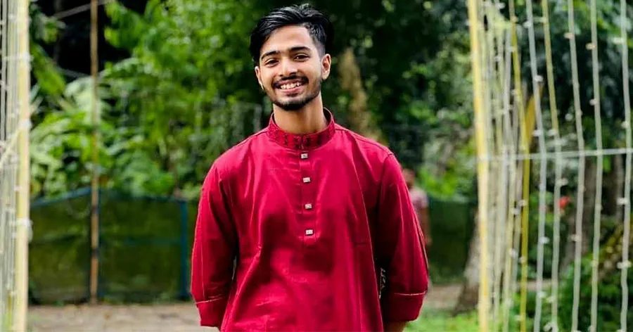 দৈনিক পূর্বকোণ - চট্টগ্রামের দৈনিক মিরসরাইয়ে মাছবাহী পিকআপের ধাক্কায় কলেজছাত্র নিহত, আহত বাবা