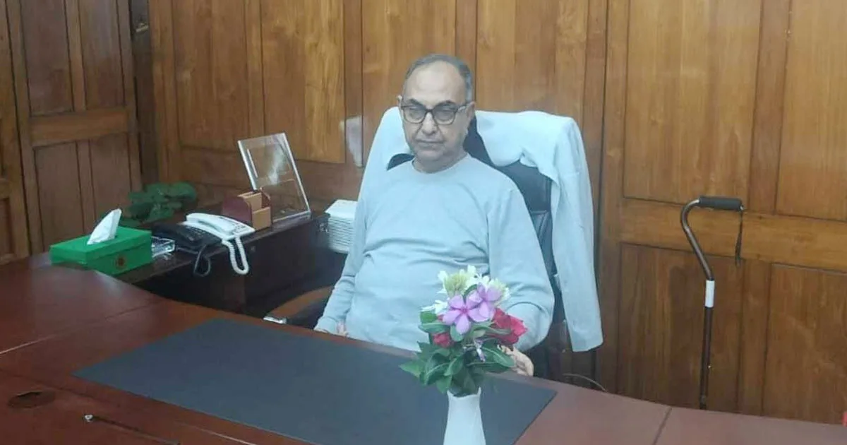 দৈনিক পূর্বকোণ - চট্টগ্রামের দৈনিক সংসদ অধিবেশনে যোগ দিলেন মির্জা আব্বাস