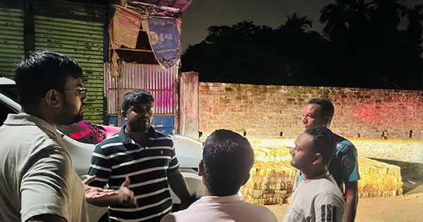 দৈনিক পূর্বকোণ - চট্টগ্রামের দৈনিক পাহাড়ের ঢালে দেওয়াল নির্মাণ, অভিযুক্তকে পরিবেশের নোটিশ