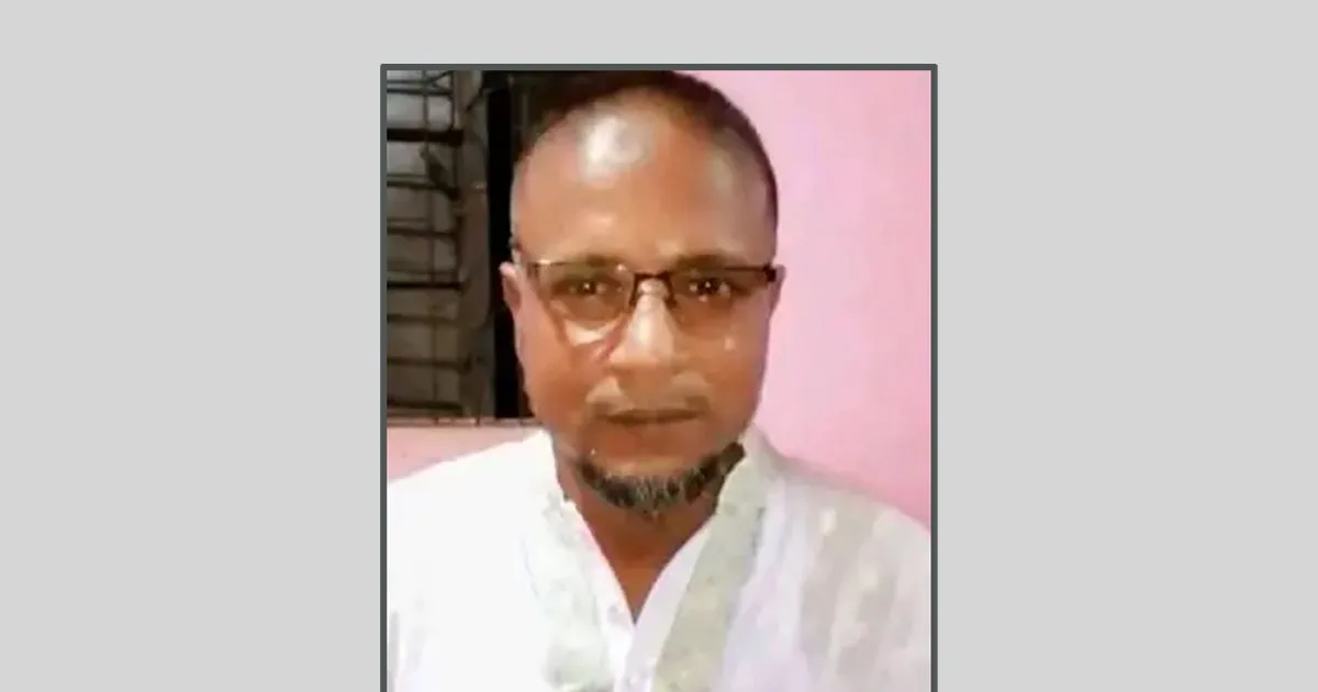 দৈনিক পূর্বকোণ - চট্টগ্রামের দৈনিক সীতাকুণ্ডে মাছের খাবার দেওয়ার সময় বজ্রপাতে ব্যবসায়ীর মৃত্যু