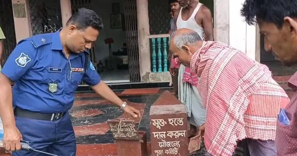 দৈনিক পূর্বকোণ - চট্টগ্রামের দৈনিক আনোয়ারায় দুই মন্দিরে চুরির অভিযোগ