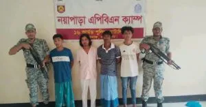 রোহিঙ্গা ক্যাম্পে সাঁড়াশি অভিযান, দুই ডাকাতসহ গ্রেপ্তার ৪