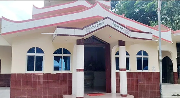 দৈনিক পূর্বকোণ - চট্টগ্রামের দৈনিক ভিক্ষুকে অস্ত্রের মুখে জিম্মি করে বৌদ্ধবিহারে ডাকাতি