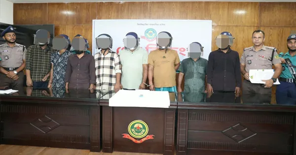দৈনিক পূর্বকোণ - চট্টগ্রামের দৈনিক পাওনা টাকা আদায়ে জামাই-শ্বশুর মিলে ব্যবসায়ীকে অপহরণ, গ্রেপ্তার ৮
