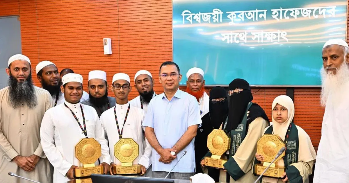 দৈনিক পূর্বকোণ - চট্টগ্রামের দৈনিক দেশের সন্তানদের ভালো অর্জনের স্বীকৃতি দেবে সরকার: প্রধানমন্ত্রী