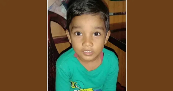 দৈনিক পূর্বকোণ - চট্টগ্রামের দৈনিক জমিতে ট্রাক্টর চালাছিলেন বাবা, চাকায় পিষ্ট হয়ে ৮ বছরের ছেলের মৃত্যু