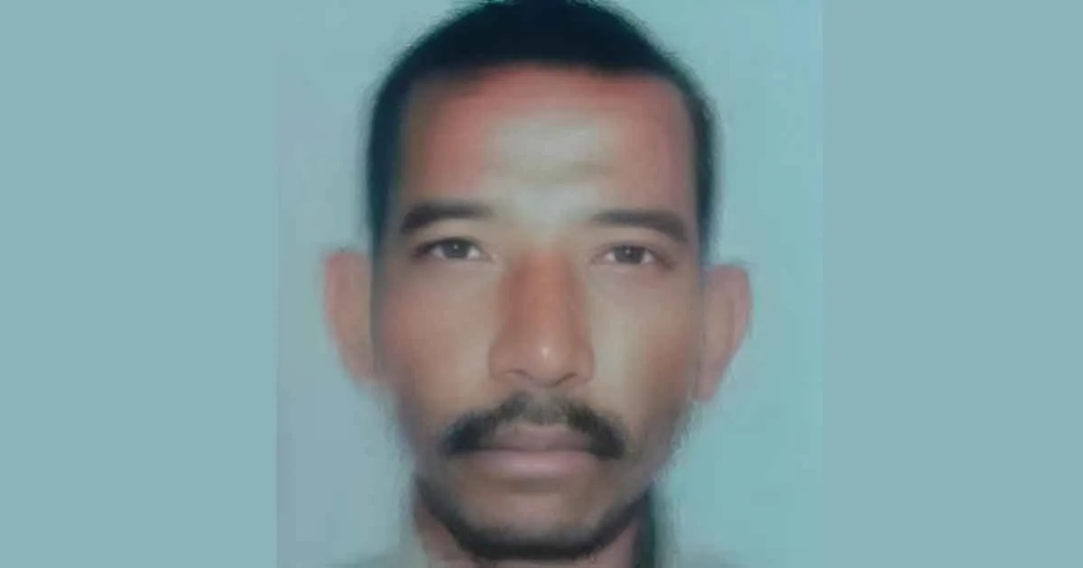 দৈনিক পূর্বকোণ - চট্টগ্রামের দৈনিক কক্সবাজারে গ্যারেজে মিলল একজনের ঝুলন্ত লাশ, পরিবারের দাবি হত্যা