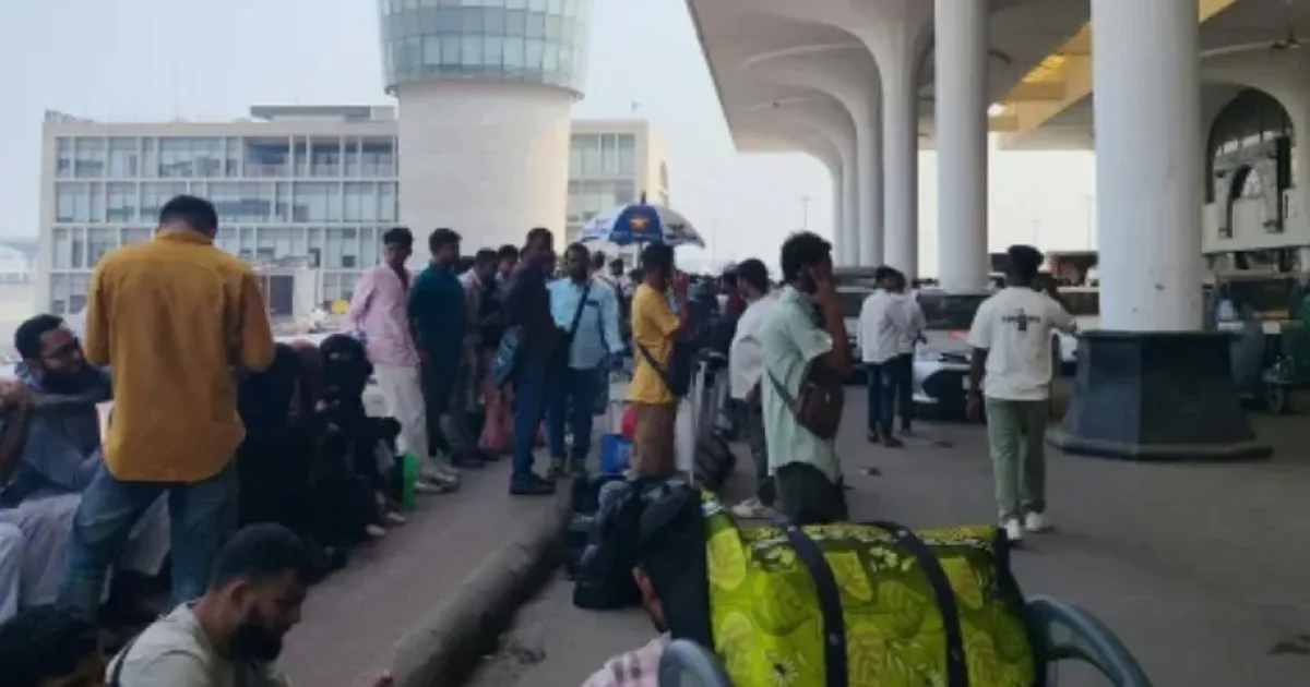দৈনিক পূর্বকোণ - চট্টগ্রামের দৈনিক ইউরোপের তিন দেশ থেকে ৩৫ বাংলাদেশিকে ফেরত
