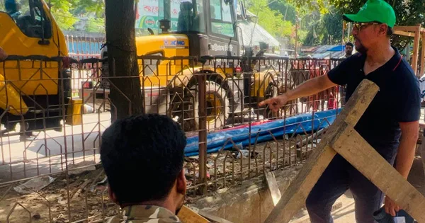 দৈনিক পূর্বকোণ - চট্টগ্রামের দৈনিক ফুটপাতে কোন অবৈধ দখলদার থাকতে পারবে না : চসিক প্রশাসক
