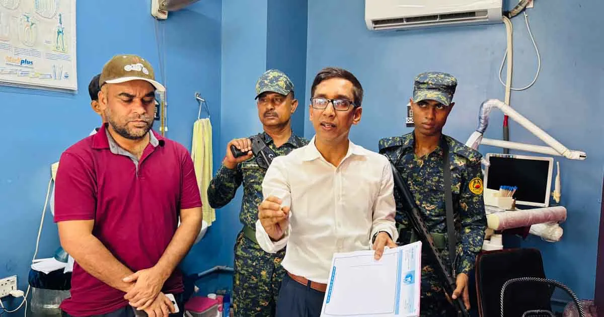 দৈনিক পূর্বকোণ - চট্টগ্রামের দৈনিক কক্সবাজারে ভুয়া পদবি ব্যবহার ও ওজনে কারচুপি, তিন প্রতিষ্ঠানকে জরিমানা
