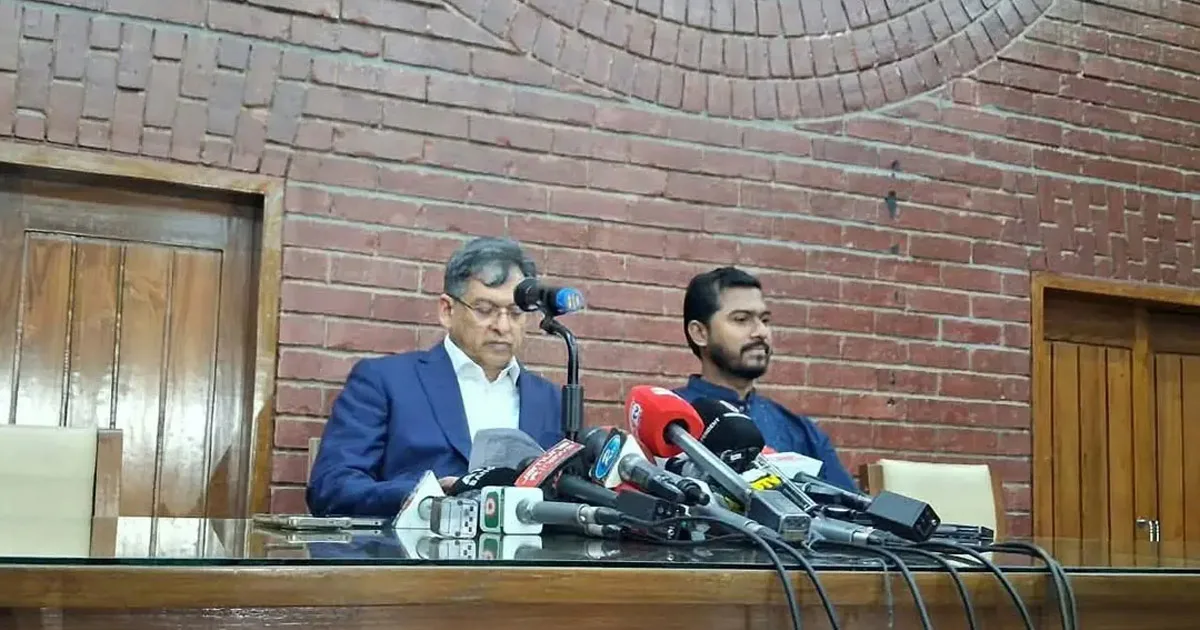 দৈনিক পূর্বকোণ - চট্টগ্রামের দৈনিক তত্ত্বাবধায়ক সরকার ফিরিয়ে আনতেই হবে, বিকল্প নেই : সালাহউদ্দিন আহমদ