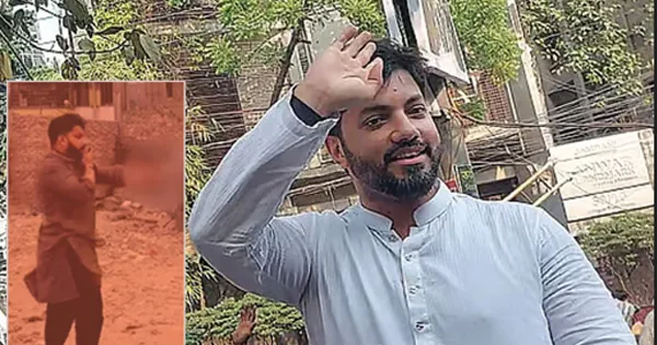 দৈনিক পূর্বকোণ - চট্টগ্রামের দৈনিক মন্ত্রিসভা থেকে ইশরাককে পদত্যাগের নির্দেশ প্রধানমন্ত্রীর
